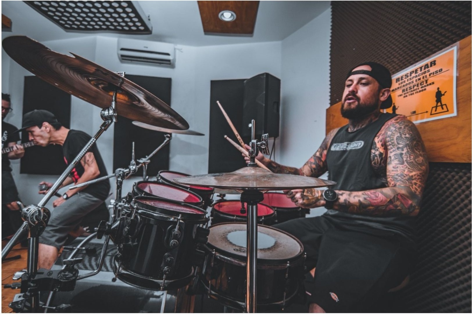 LOS PERROS
PUNK & ROLL